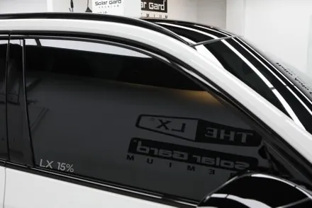 BMW X3 M50 출고 서비스(솔라가드 LX 썬팅)