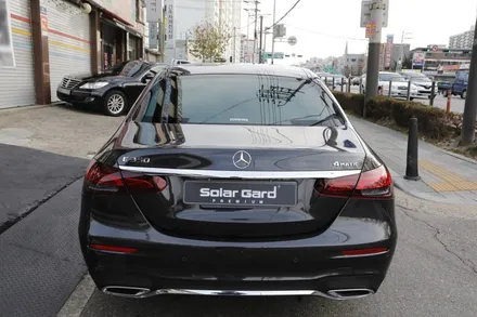 벤츠 E클래스 페이스리프트 E350 AMG line 솔라가드 프리미엄 퀀텀 시공했어요.