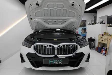 BMW 5시리즈 아이코닉글로우 그릴 랩핑(헬로오토)
