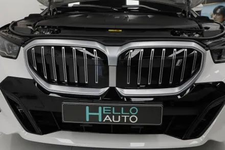 BMW 5시리즈 아이코닉글로우 그릴 랩핑(헬로오토)