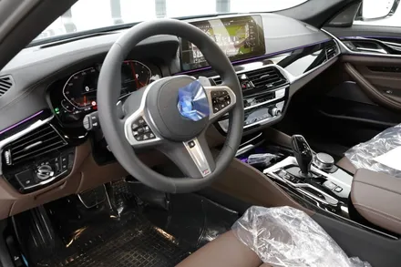 BMW 영등포전시장 출고 후 선택한 530i 썬팅 솔라가드프리미엄LX