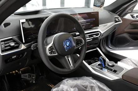 bmw i4(M50) 썬팅/ 더엘엑스 by 솔라가드프리미엄퀀텀 시공 차량