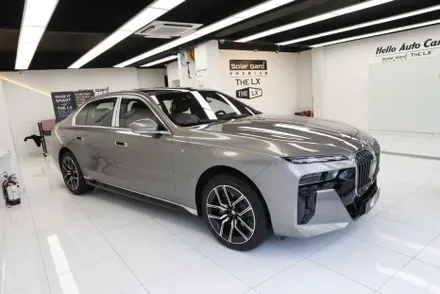 솔라가드 LX 입은 BMW 기함 740i 모습 살펴보기
