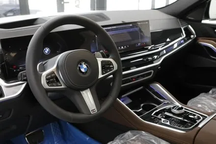 BMW X6 40i 빠른 출고로 기분 좋은 카라이프 즐기세요