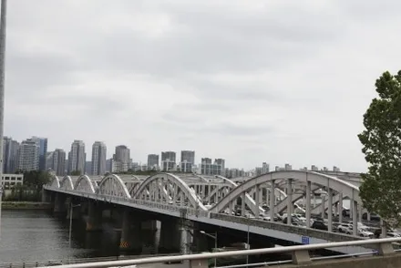 카니발 KA4 도어스커프 소소한 튜닝 편리하게 출장 설치로 외관 업그레이드 + 안전 까지