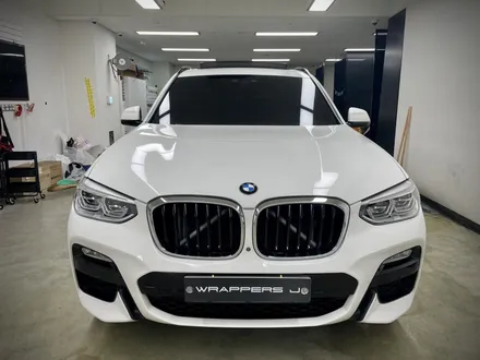 BMW X3 매트릭스 블랙 실내랩핑 일산 파주 실내랩핑으로 분위기업 / 서울 강서구 공항동