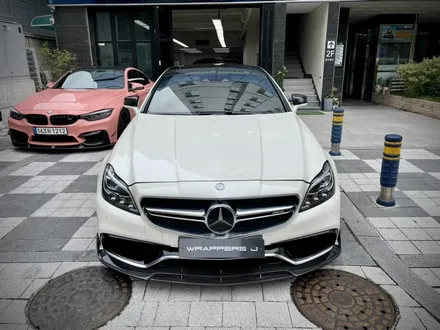 벤츠 cls63amg 8기통 슈퍼세단 끝판왕 ! 강서구 크롬죽이기 그릴랩핑시공 / 서울 강서구 공항동