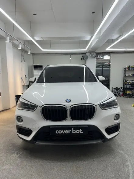 BMW X1 실내랩핑 브러쉬 블랙 쩐다 일산 실내랩핑은 커버봇 / 서울 강서구