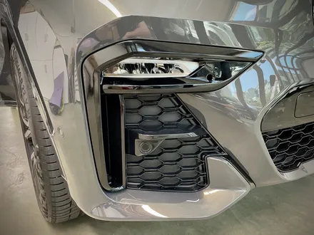 Bmw x7 블랙랩핑 강서구 크롬죽이기랩핑 실내ppf 시공으로 기스없이 / 서울 강서구 공항동