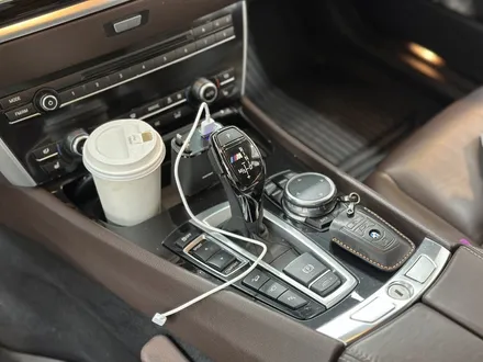 BMW 5GT 실내 랩핑 강서구 커버봇에서 고광택 크롬 죽이기까지 우수한 퀄리티를 만드는 비법 / 서울 강서구 공항동