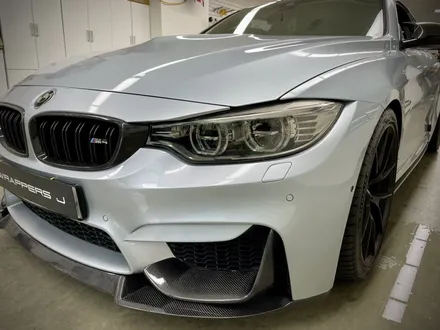 BMW M4 고성능 달리기차량에는 역시 강서구 본넷ppf 보호필름 / 서울 강서구 공항동