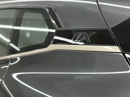 성남 분당 랩핑 BMW ix50 퍼스트 에디션처럼 몰딩 샴페인골드! 상당히 세련됨 / 서울 강서구 공항동