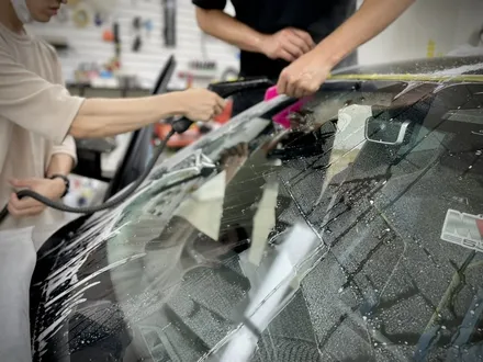 BMW G80 M3 유리돌빵 으로부터 해방 ! 강서구 윈드쉴드 로 방탄보호 / 서울 강서구 공항동