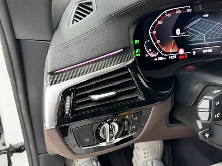일산 부분랩핑 몰딩 크롬죽이기, 실내 무광 카본 BMW 6GT 적용 사례 / 서울 강서구 공항동