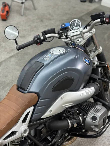 김포 일산 바이크랩핑 BMW 알나인티 블랙으로 즐기고 싶을 때. 커버봇 / 서울 강서구 공항동
