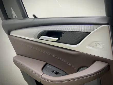 BMW X3 매트릭스 블랙 실내랩핑 일산 파주 실내랩핑으로 분위기업 / 서울 강서구 공항동