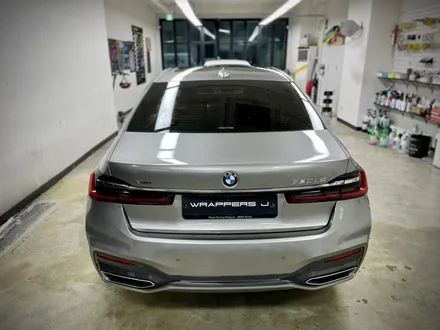 양천구 bmw 7시리즈 신차보호필름 크롬죽이기 올블랙 시공잘하는곳 / 서울 강서구 공항동
