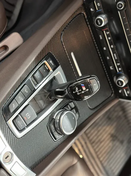 BMW 5GT 실내 랩핑 강서구 커버봇에서 고광택 크롬 죽이기까지 우수한 퀄리티를 만드는 비법 / 서울 강서구 공항동