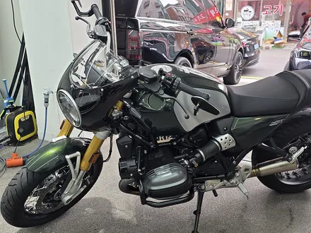 바이크 랩핑 BMW R9T R12 nineT R12나인티 알나인티 오토바이 랩핑 고광택 블랙 / 서울 강서구 공항동