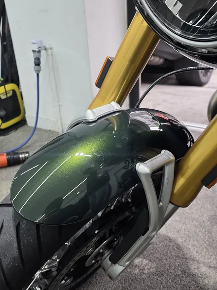 바이크 랩핑 BMW R9T R12 nineT R12나인티 알나인티 오토바이 랩핑 고광택 블랙 / 서울 강서구 공항동