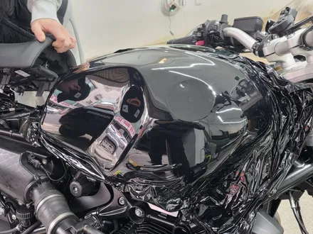 바이크 랩핑 BMW R9T R12 nineT R12나인티 알나인티 오토바이 랩핑 고광택 블랙 / 서울 강서구 공항동