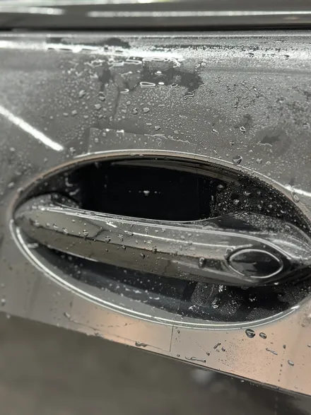 성동구 광진구 크롬죽이기 랩핑 고광택 필름으로 BMW 엠블럼까지 이렇게 잘 나오는 건 아직 못 보셨을걸요~ / 서울 강서구 공항동