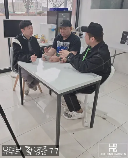 일산 랩핑전문점에서 에쿠스 듀오톤 전체랩핑, 크롬죽이기, 실내랩핑까지 풀패키지 / 파주시 와동동