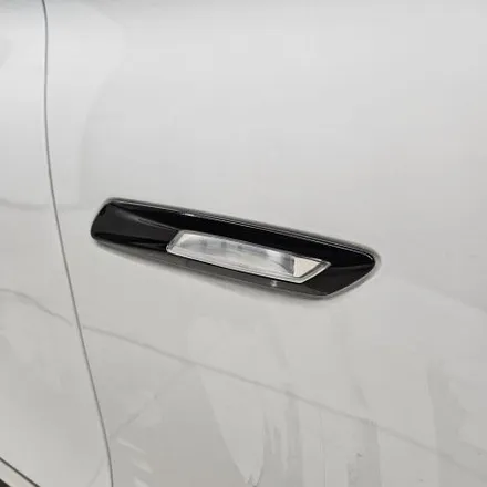 BMW F10 5시리즈 크롬죽이기 실내랩핑 / 파주시 와동동