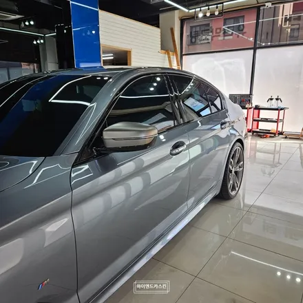 일산 BMW G30 크롬죽이기 고광택필름으로 순정처럼 하이엔드카스킨에서 / 파주시 와동동