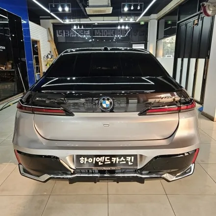 BMW 750E 하단 투톤 랩핑 시공 / 파주시 와동동