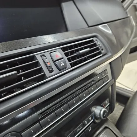 BMW F10 5시리즈 크롬죽이기 실내랩핑 / 파주시 와동동