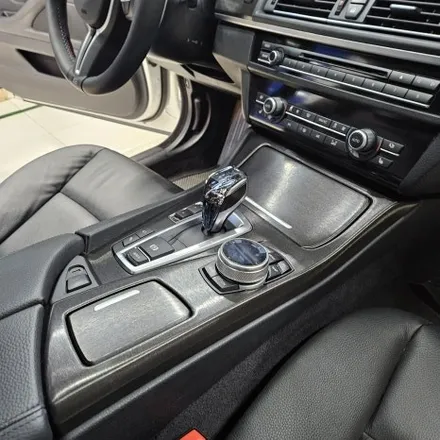 BMW F10 5시리즈 크롬죽이기 실내랩핑 / 파주시 와동동