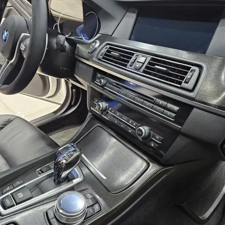 BMW F10 5시리즈 크롬죽이기 실내랩핑 / 파주시 와동동