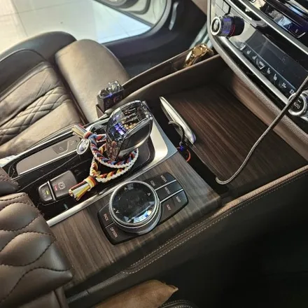 BMW G30 티타늄 브러쉬 실내랩핑 시공 - 파주 랩핑 하이엔드 카스킨 / 파주시 와동동