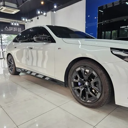 BMW G60 고광택 휠랩핑 시공 / 파주시 와동동