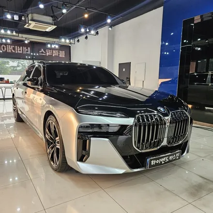BMW 750E 하단 투톤 랩핑 시공 / 파주시 와동동