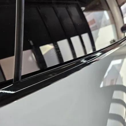포르쉐 타이칸 윈도우몰딩 크롬죽이기 시공 / 파주시 와동동
