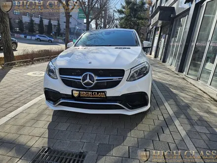 벤츠 GLE W166 레드 컬러 안전벨트 AMG 핸들열선 / 서울 강동, 송파, 하남, 광진구