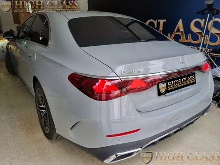 벤츠 E클래스 AMG 순정 발광 라디에이터 그릴 새로운 외관 드레스업 튜닝 / 서울 강동, 송파, 하남, 광진구