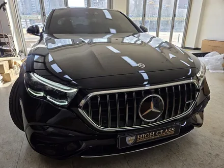 벤츠 E클래스 E53 AMG 적용되는 순정 세로 발광 그릴 / 서울 강동, 송파, 하남, 광진구