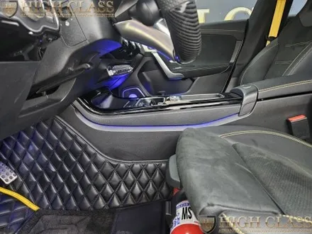 벤츠 CLA 45s AMG 버킷 시트, 센터페시아 하단, 도어 부메스터 엠비언트 / 서울 강동, 송파, 하남, 광진구