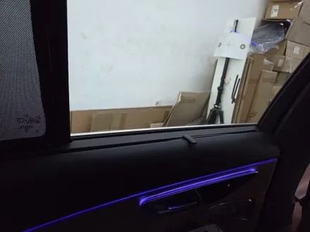 벤츠 E클래스 W214 순정형 리어 모니터, 리어 커튼 아이들의 즐거움 / 서울 강동, 송파, 하남, 광진구