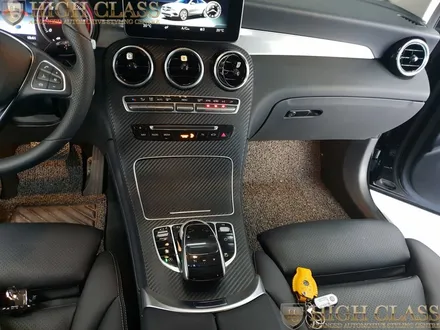 벤츠 GLC 220d 실내 카본랩핑과 AMG 스포츠 페달 / 서울 강동, 송파, 하남, 광진구