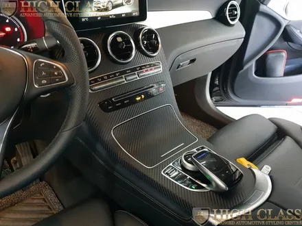 벤츠 GLC 220d 실내 카본랩핑과 AMG 스포츠 페달 / 서울 강동, 송파, 하남, 광진구