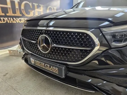 벤츠 E클래스 E53 AMG 적용되는 순정 세로 발광 그릴 / 서울 강동, 송파, 하남, 광진구