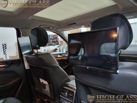 벤츠 GLS 350d 리어모니터 장착으로 즐거운 명절 귀향길 / 서울 강동, 송파, 하남, 광진구
