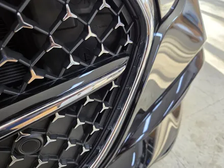 벤츠 E클래스 E53 AMG 적용되는 순정 세로 발광 그릴 / 서울 강동, 송파, 하남, 광진구