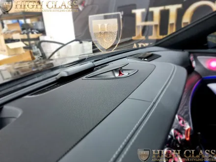 벤츠 GT 43 AMG - 전동센터스피커 / 미드레인지 / 2열 송풍구 / 시트백라인 / 안전벨트 엠비언트 풀튜닝/ 벤츠 / AMG GT / 서울 강동구