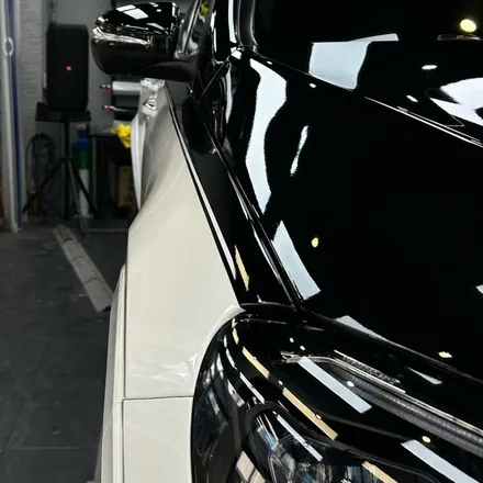 대구 벤츠GLS X167 마이바흐 풀컨버전/실내 엠비언트라이트/전동사이드스텝/고광택듀오톤/히트게러지 / 대구 달성군