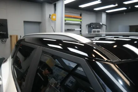 대구랩핑 티볼리 오래된 루프스킨 제거 후 재시공/대구루프스킨/3m2080루프스킨/티볼리 루프스킨/대구포인트랩핑 / 대구 달성군